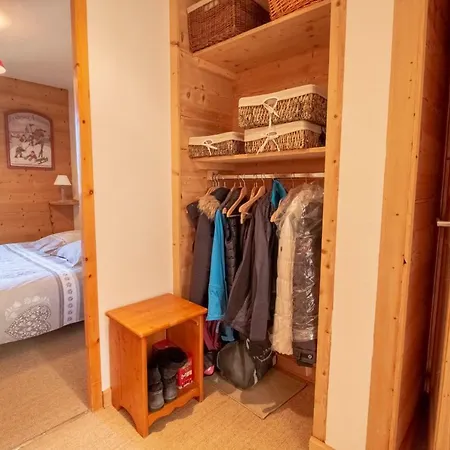 Nice Refurbished 8 People Meribel Centre! * Mussillon